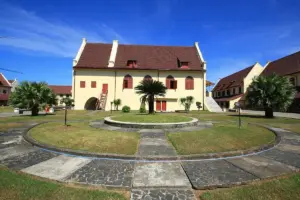 benteng rotterdam
